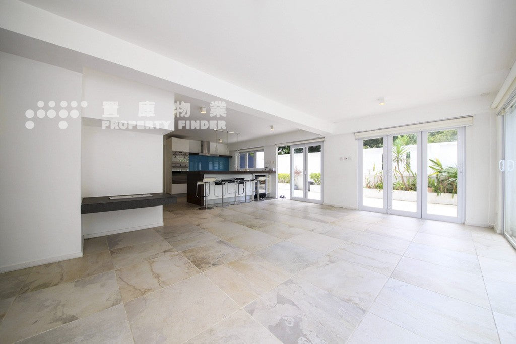 Nice Lower Duplex 下覆靚裝