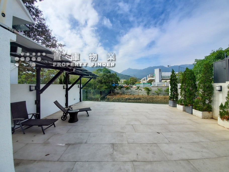 Resort Style 西貢頭段