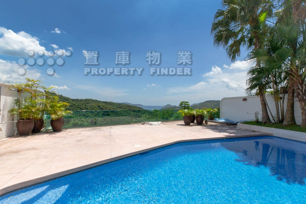 Unique Single house 慶徑石