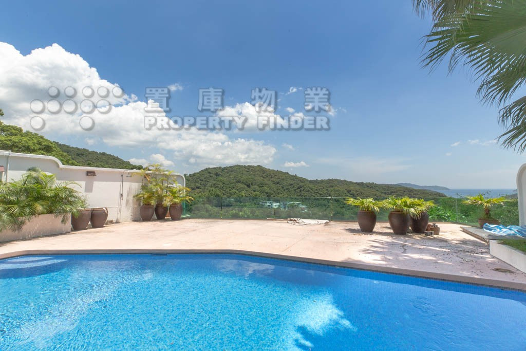 Unique Single house 慶徑石