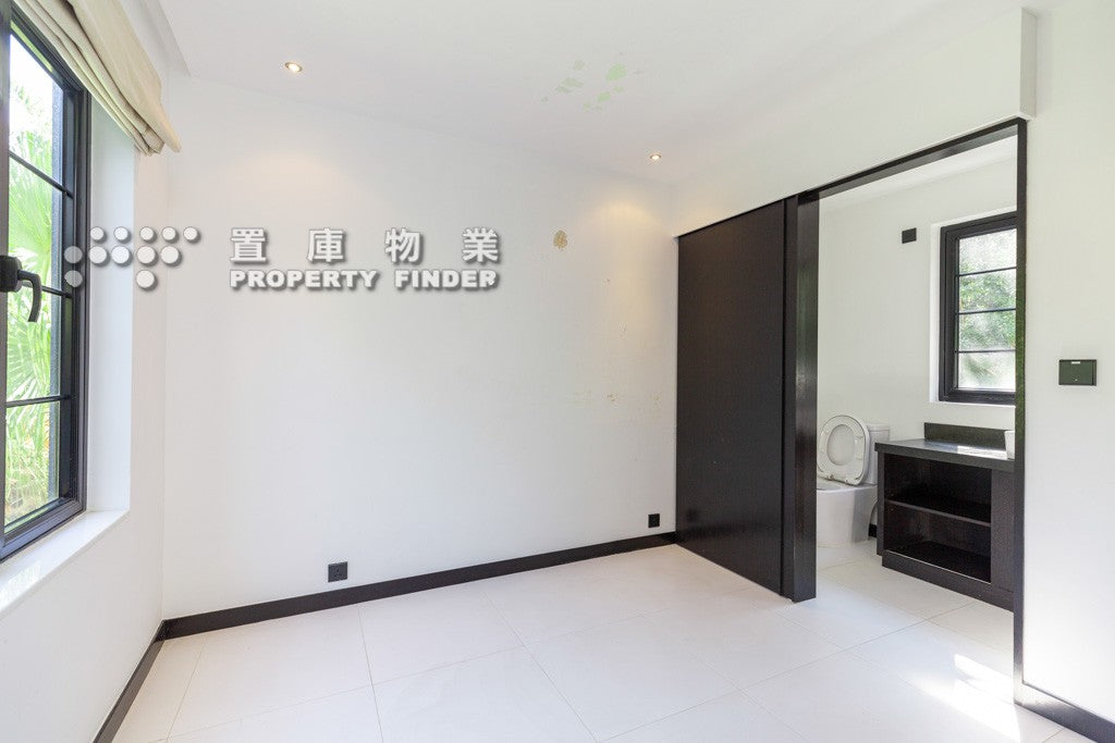 Privacy & detached 獨立屋