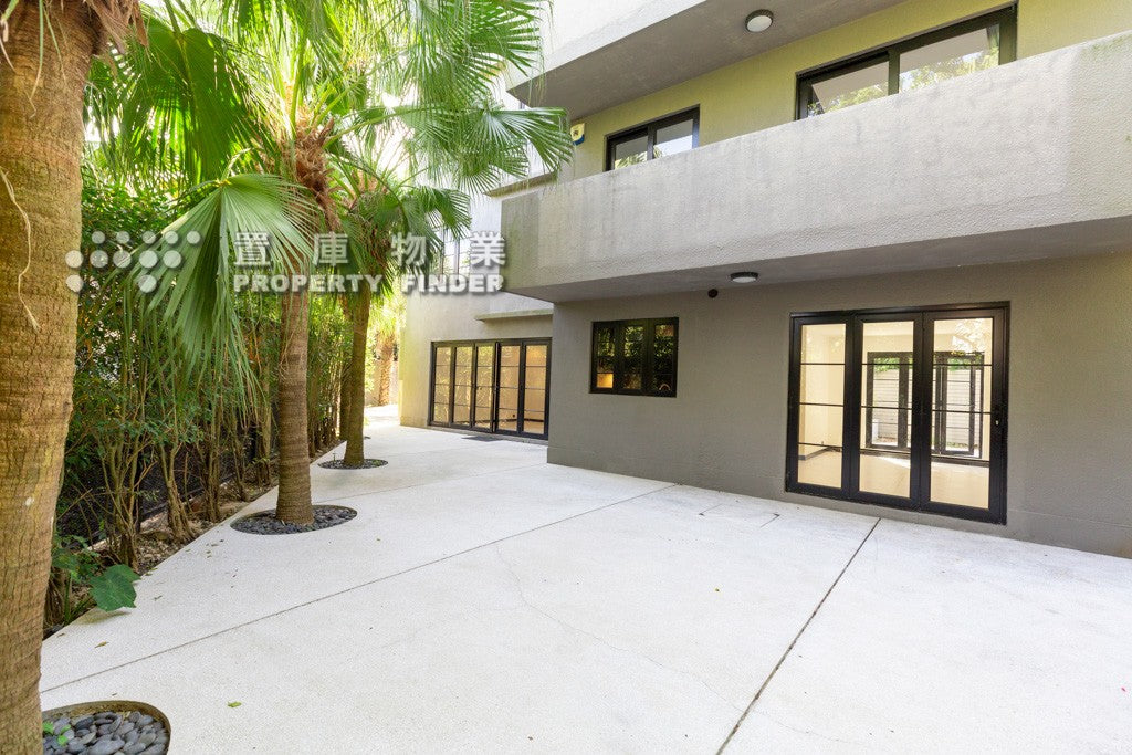 Privacy & detached 獨立屋