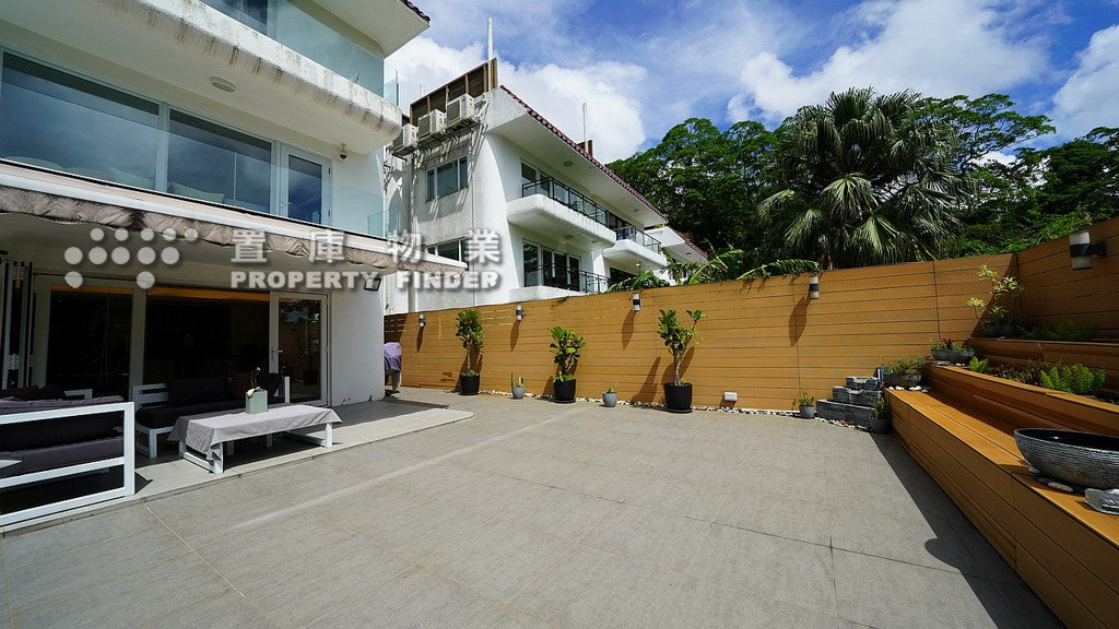 Little Compound 柏濤軒