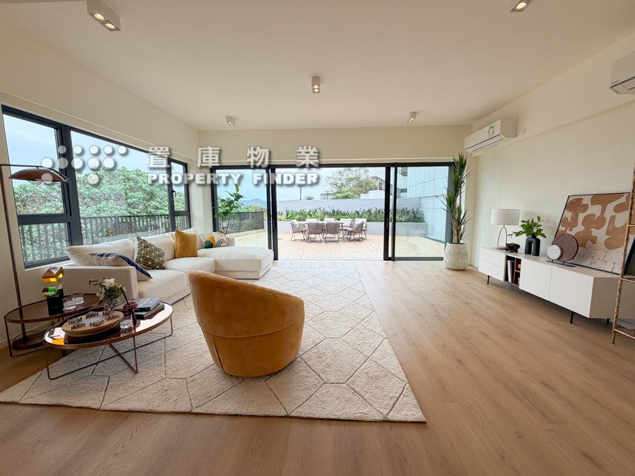 Silverstrand 銀線灣