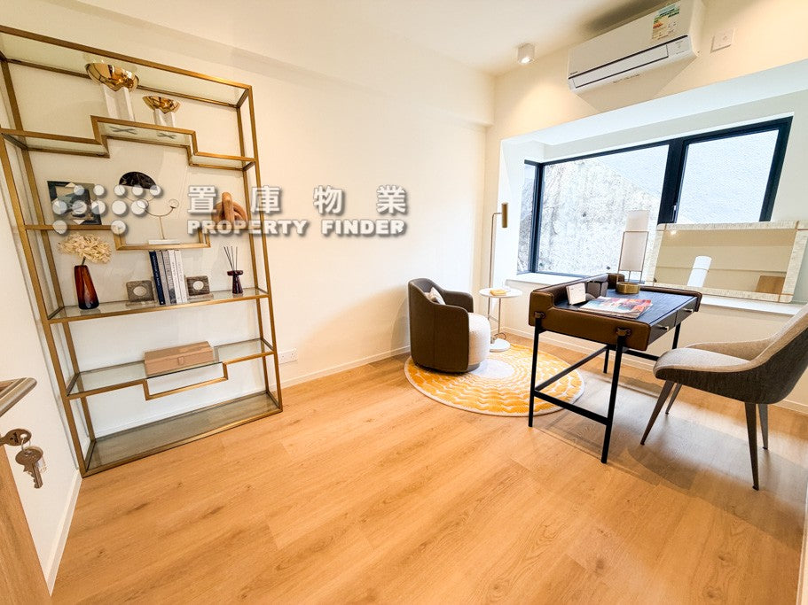 Silverstrand 銀線灣