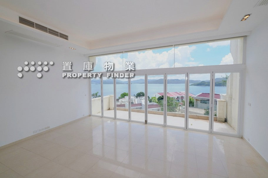 Silverstrand 銀線灣