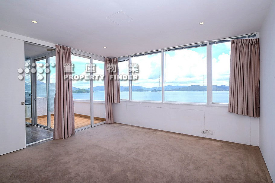 Silverstrand 銀線灣