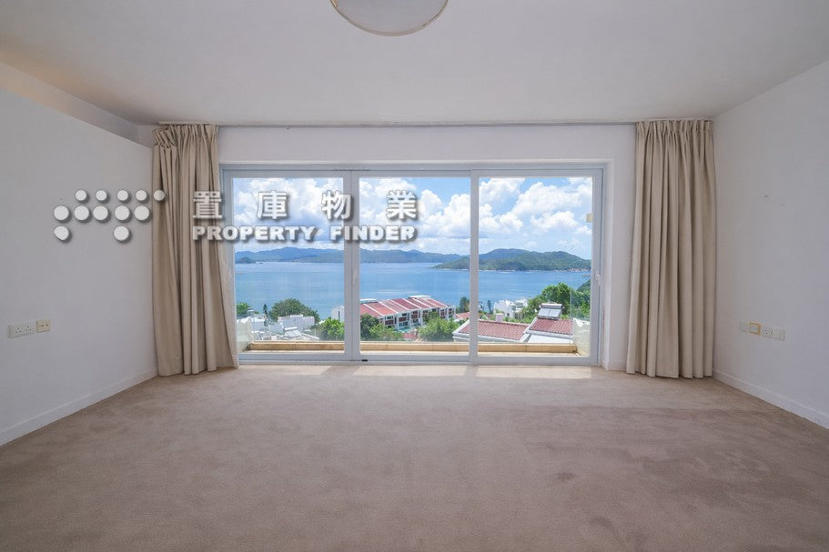 Silverstrand 銀線灣