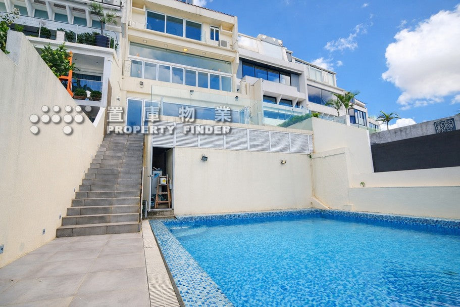 Silverstrand 銀線灣