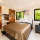 Waterfront house  海邊屋