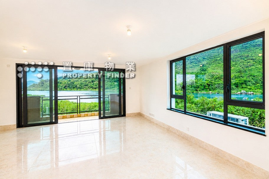 企嶺下老圍 Waterfront House