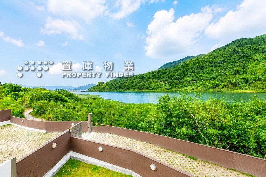 企嶺下老圍 Waterfront House